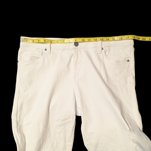 Kut from the Kloth White Jeans Amy - Picture 5 of 7